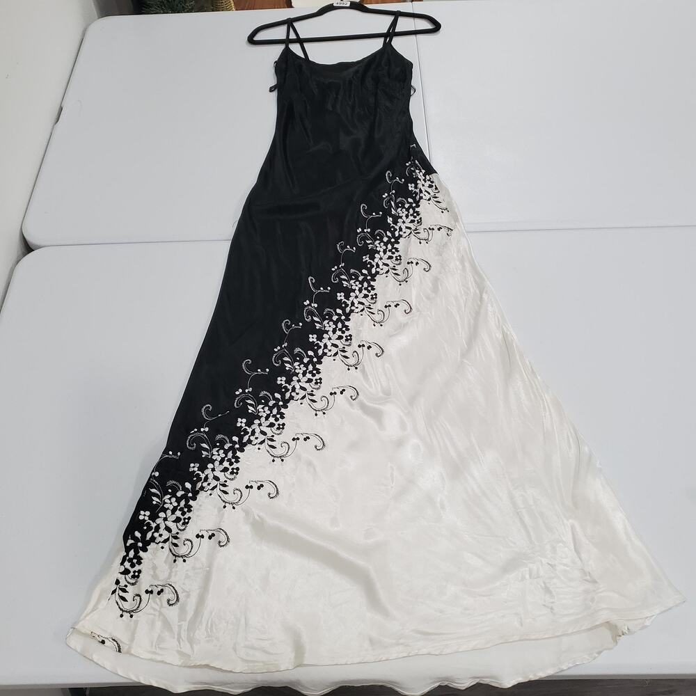 Y2K Whimsigoth Goth Punk Cruella Asian Dress 11 Black White Satin Prom Formal